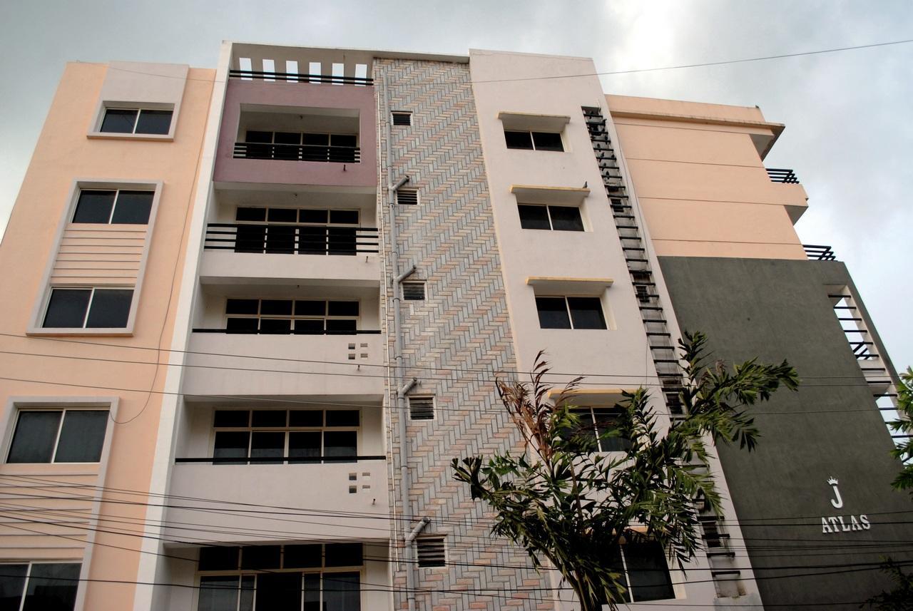 J-Atlas Service Apartments Hyderabad Exterior photo